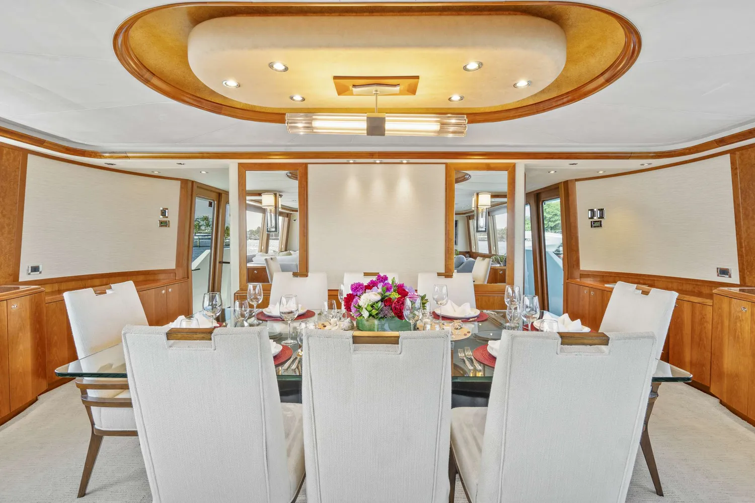yacht-588432