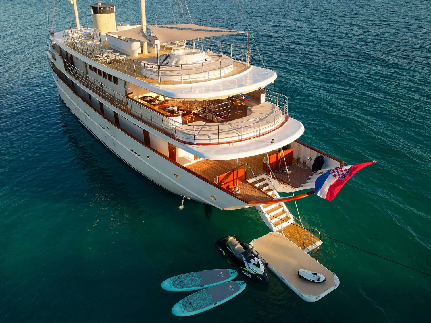 yacht-582662