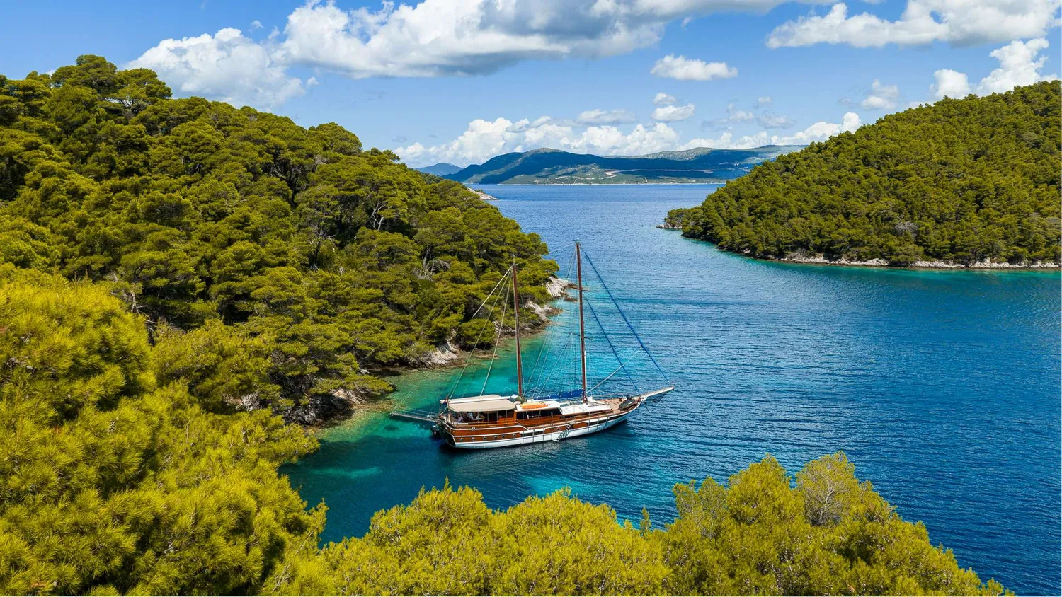 yacht-562293