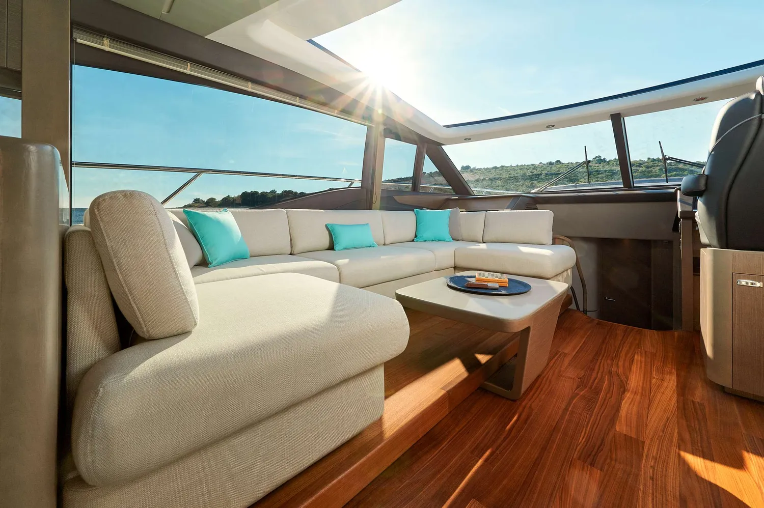 yacht-583890