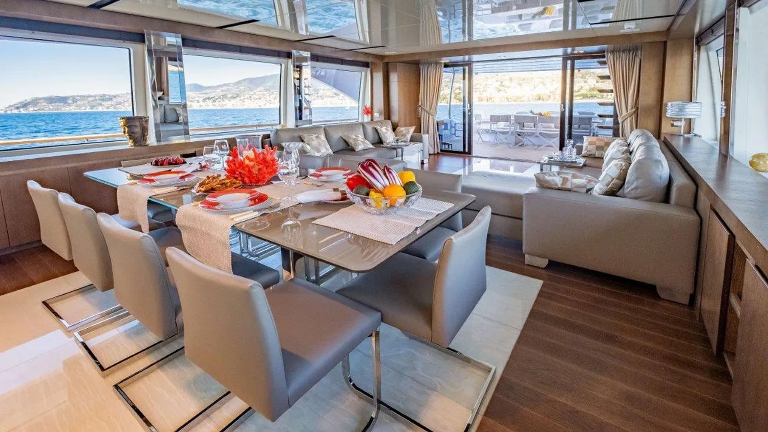 yacht-592012