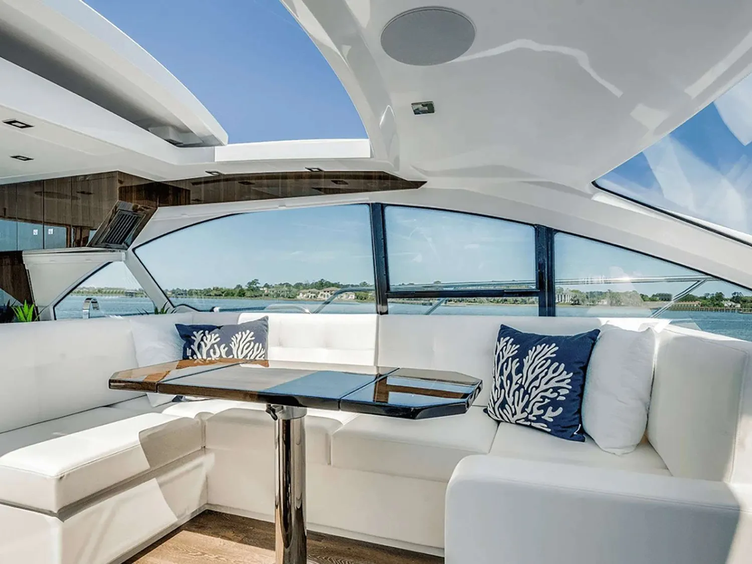 yacht-557326