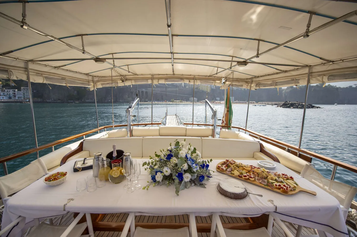 yacht-597464