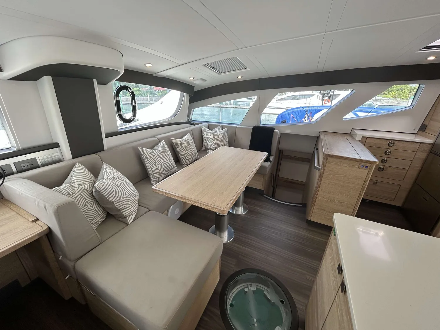 yacht-559442