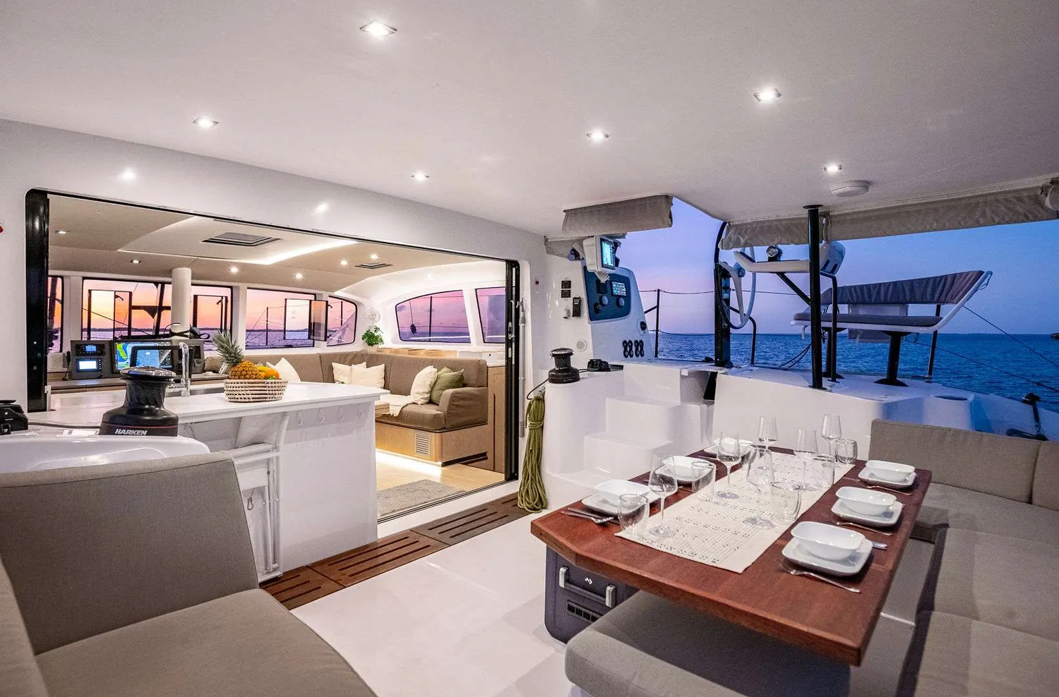 yacht-581107