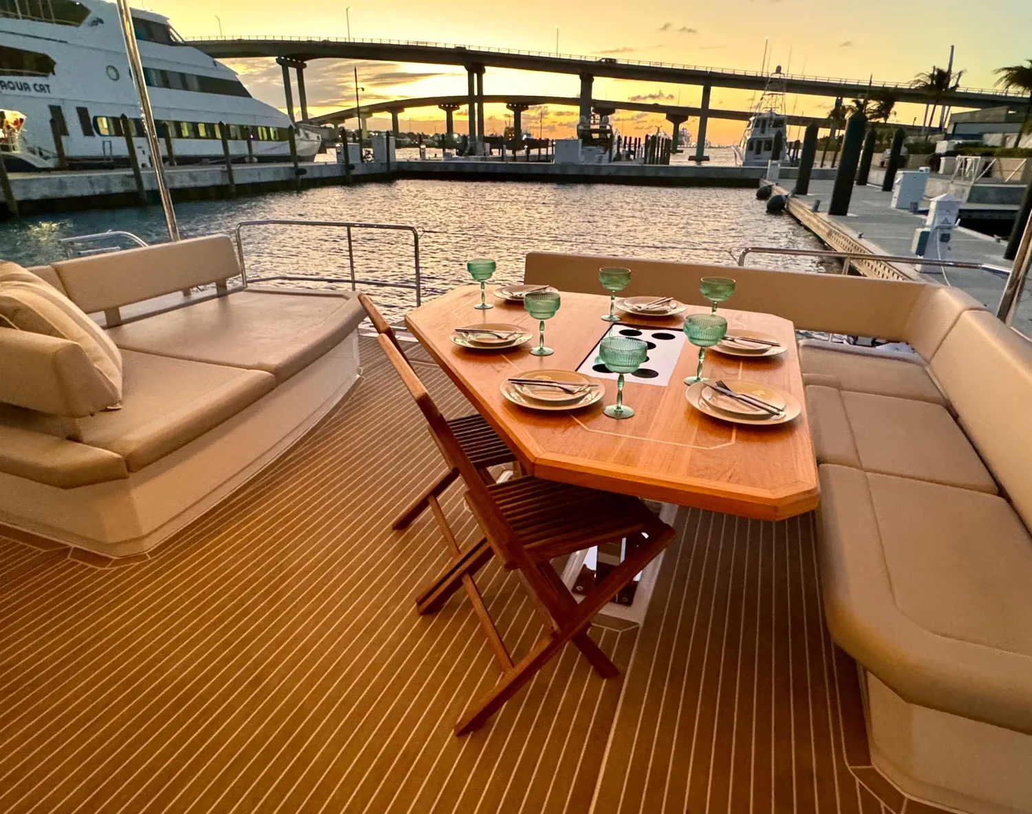 yacht-560520