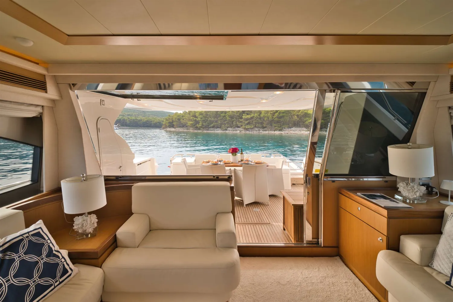 yacht-563239