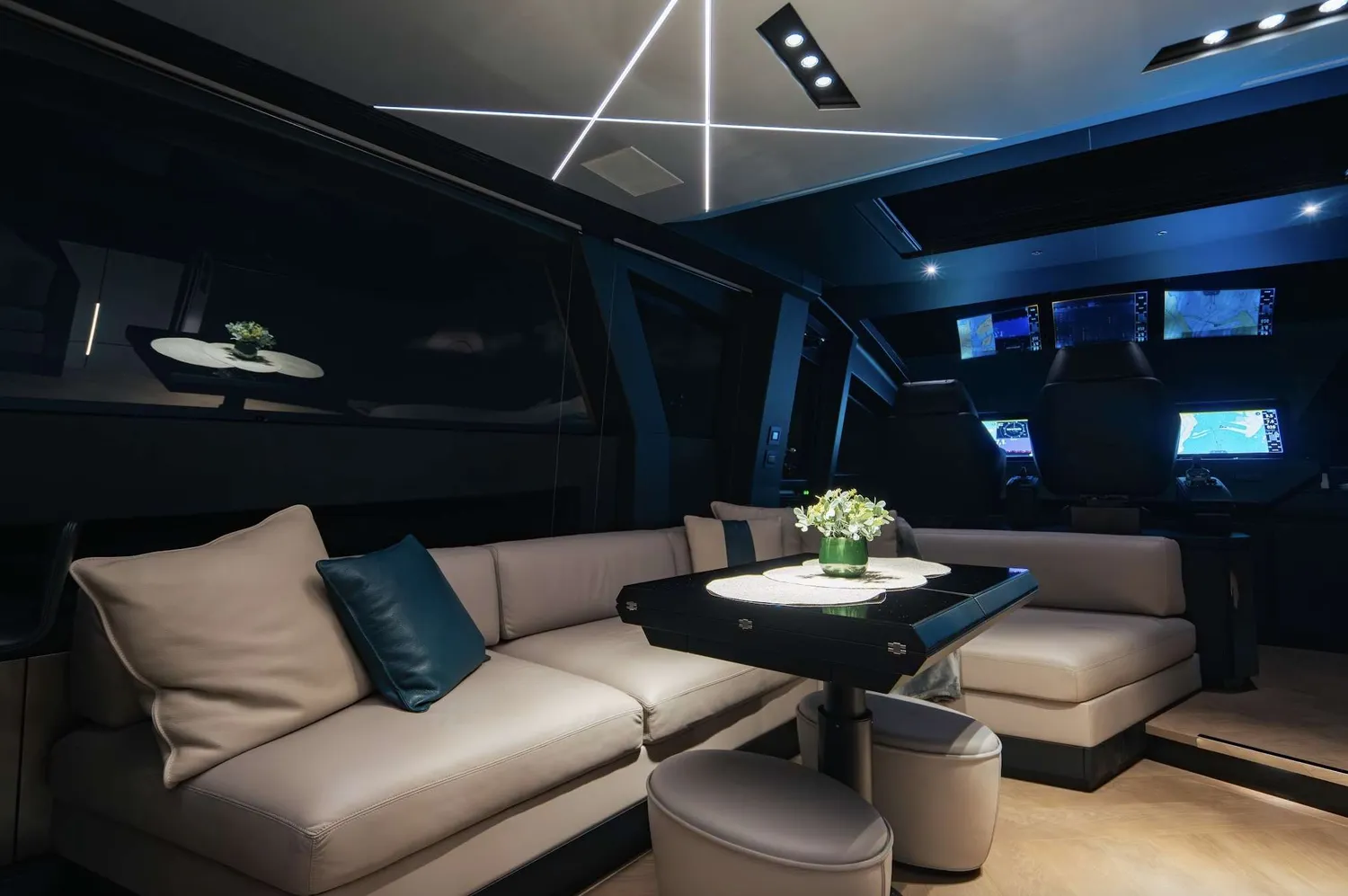 yacht-584307