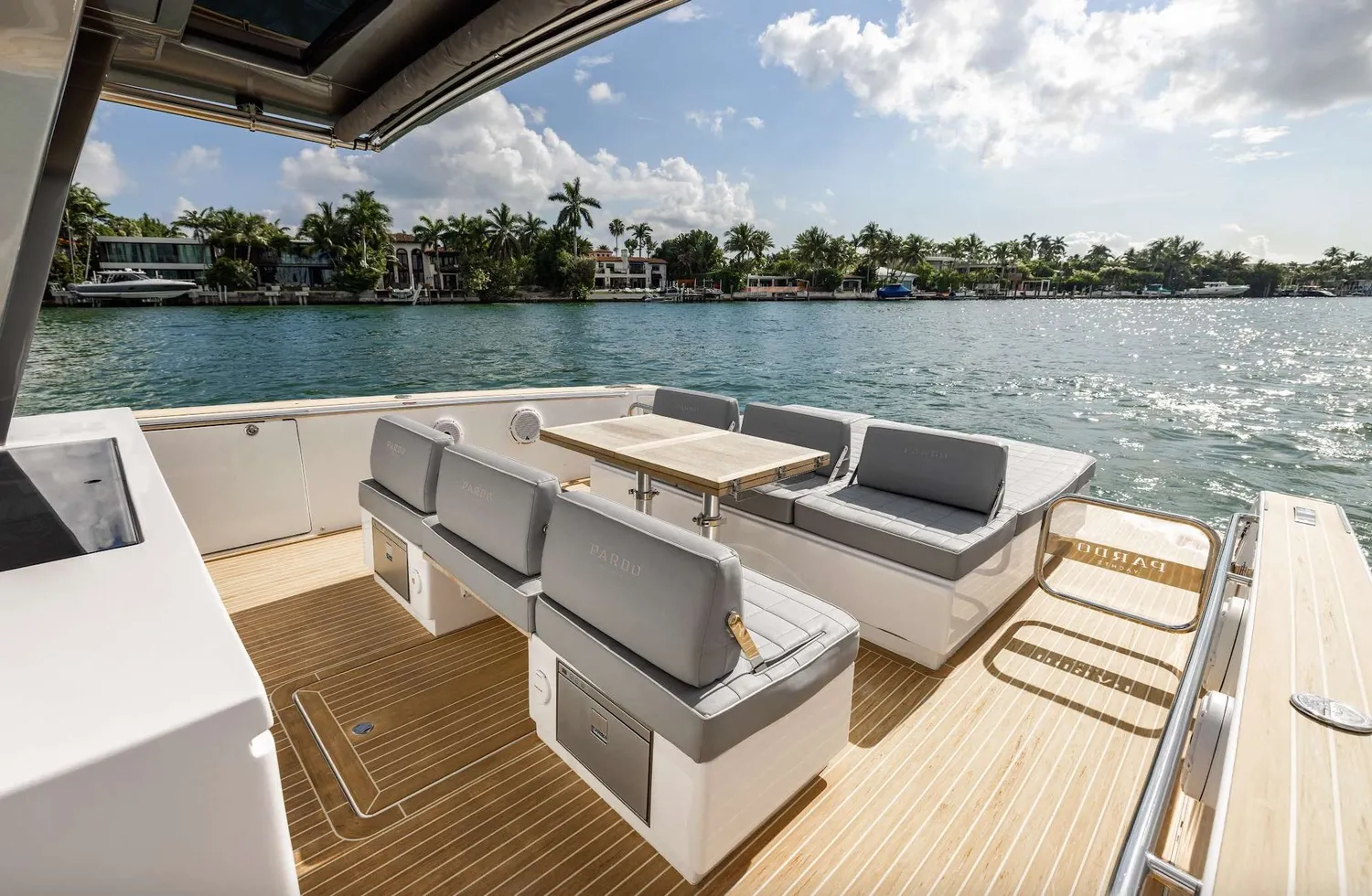 yacht-561472