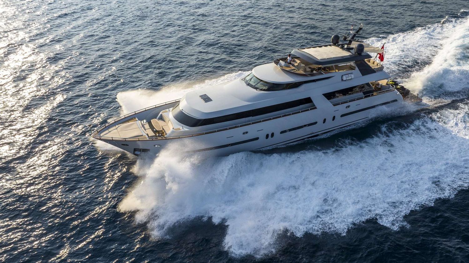 yacht-550700