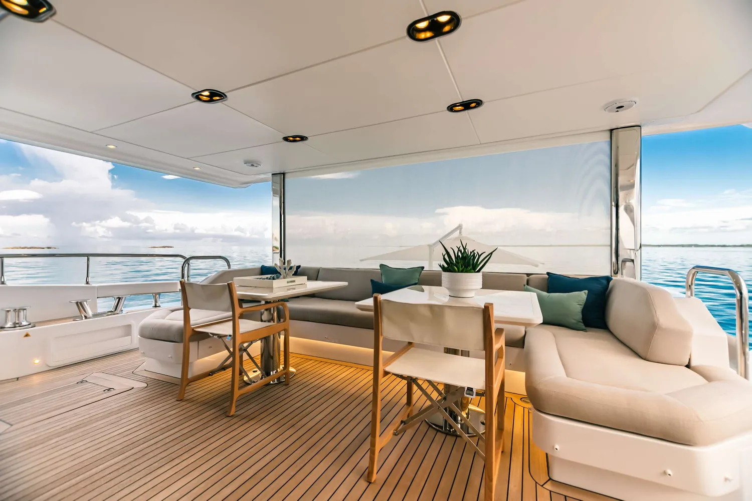 yacht-586125