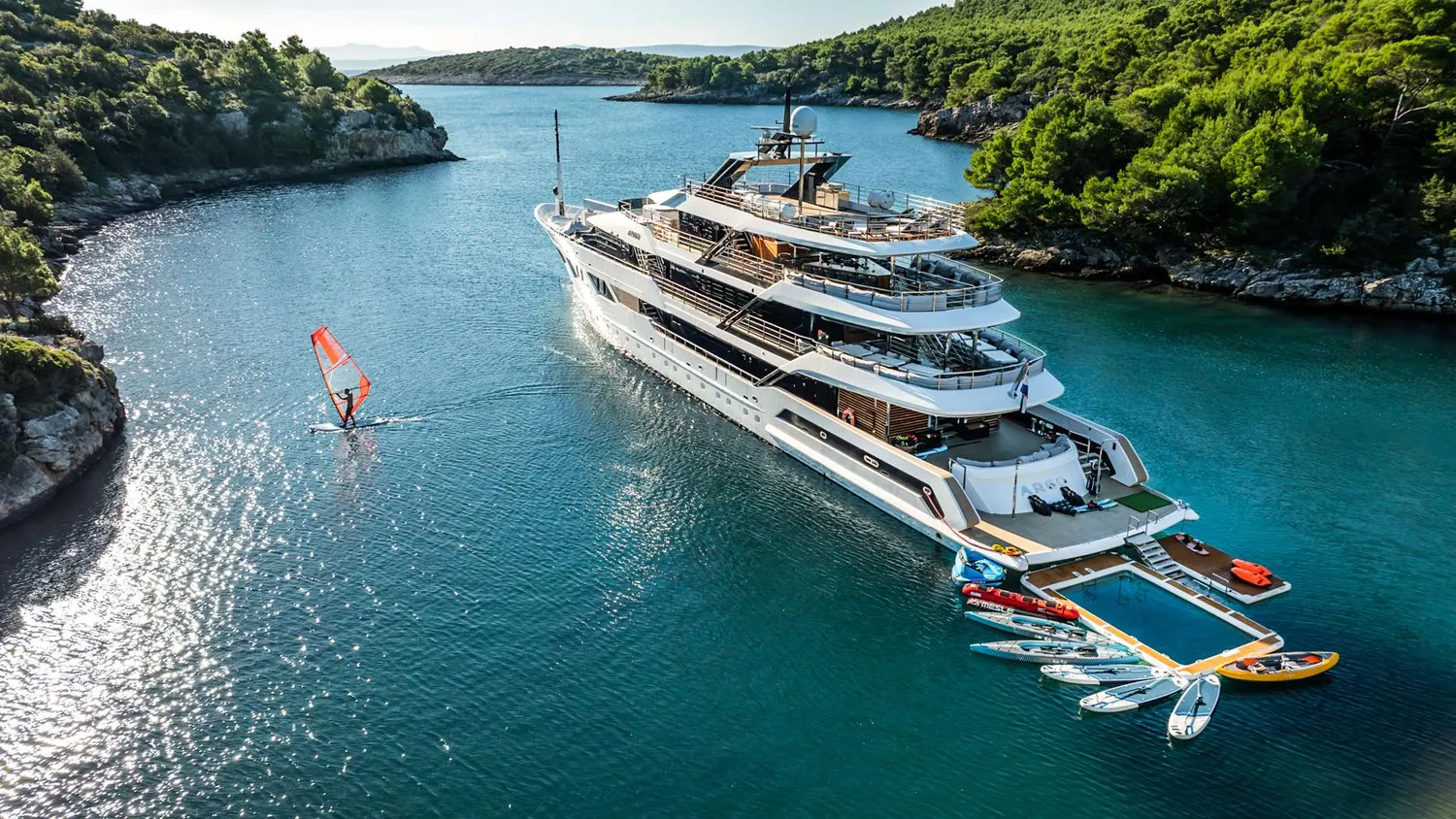 yacht-570453