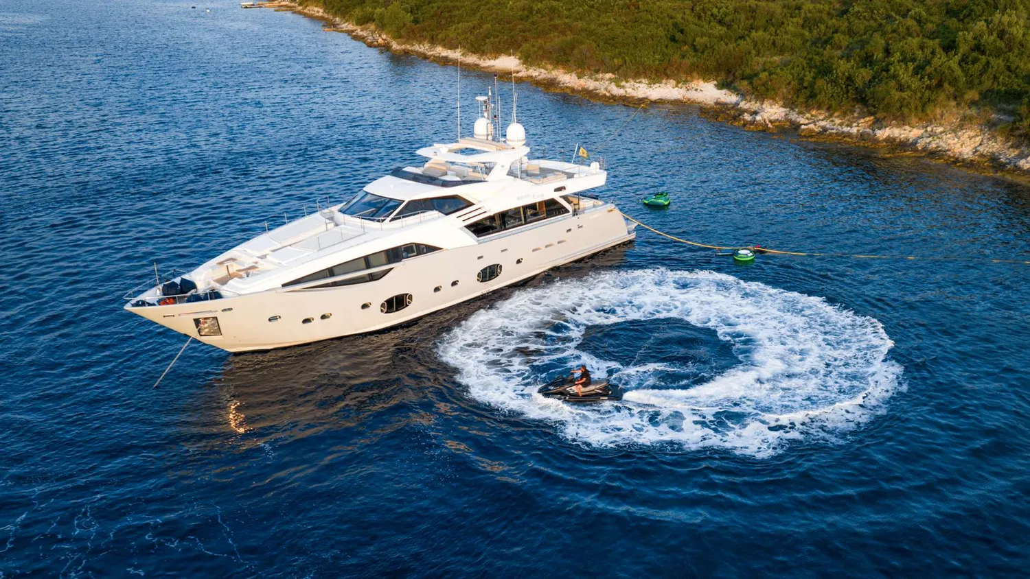 yacht-558237