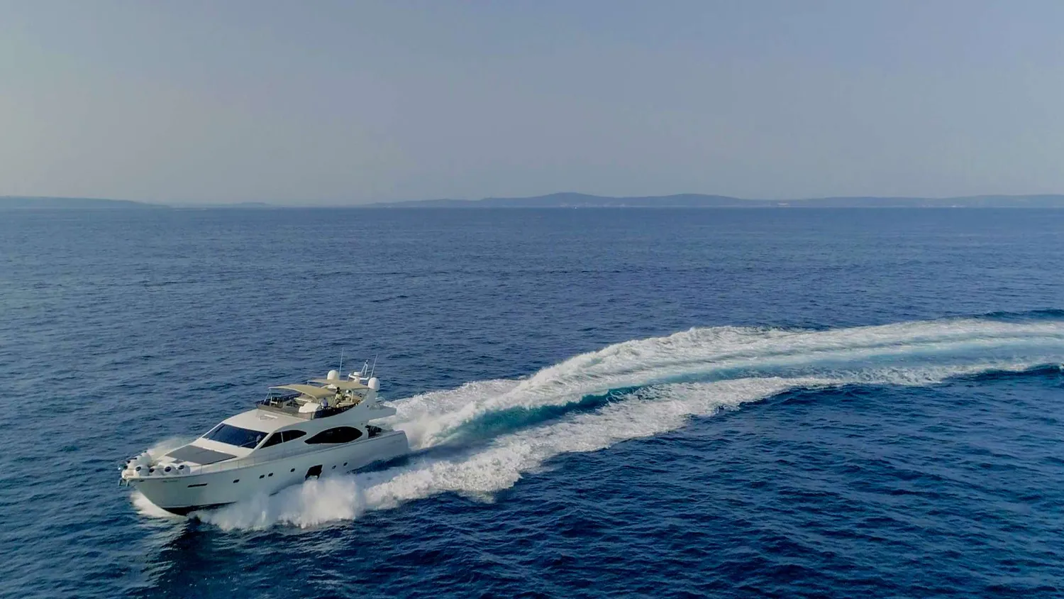 yacht-593374