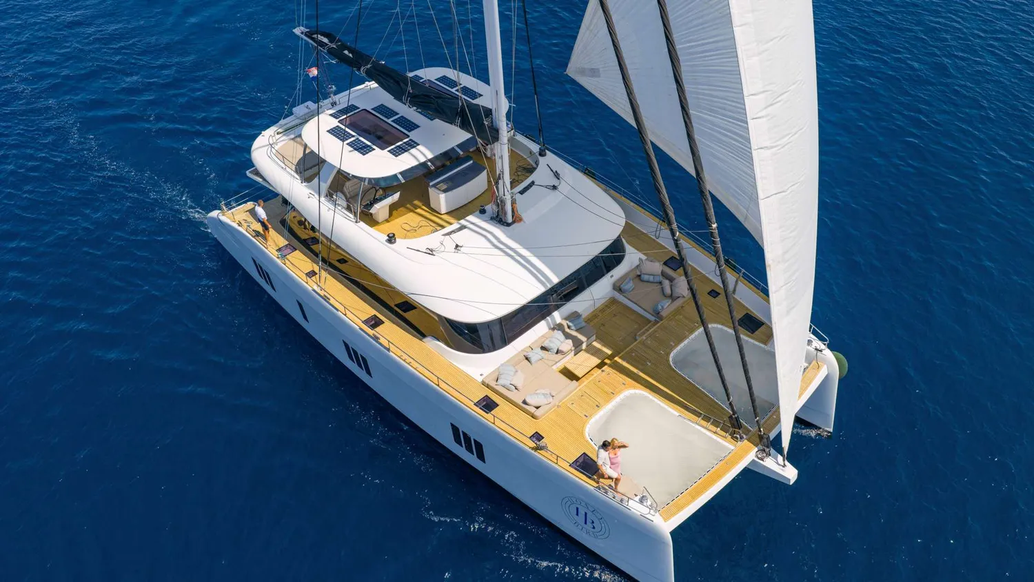 yacht-588646