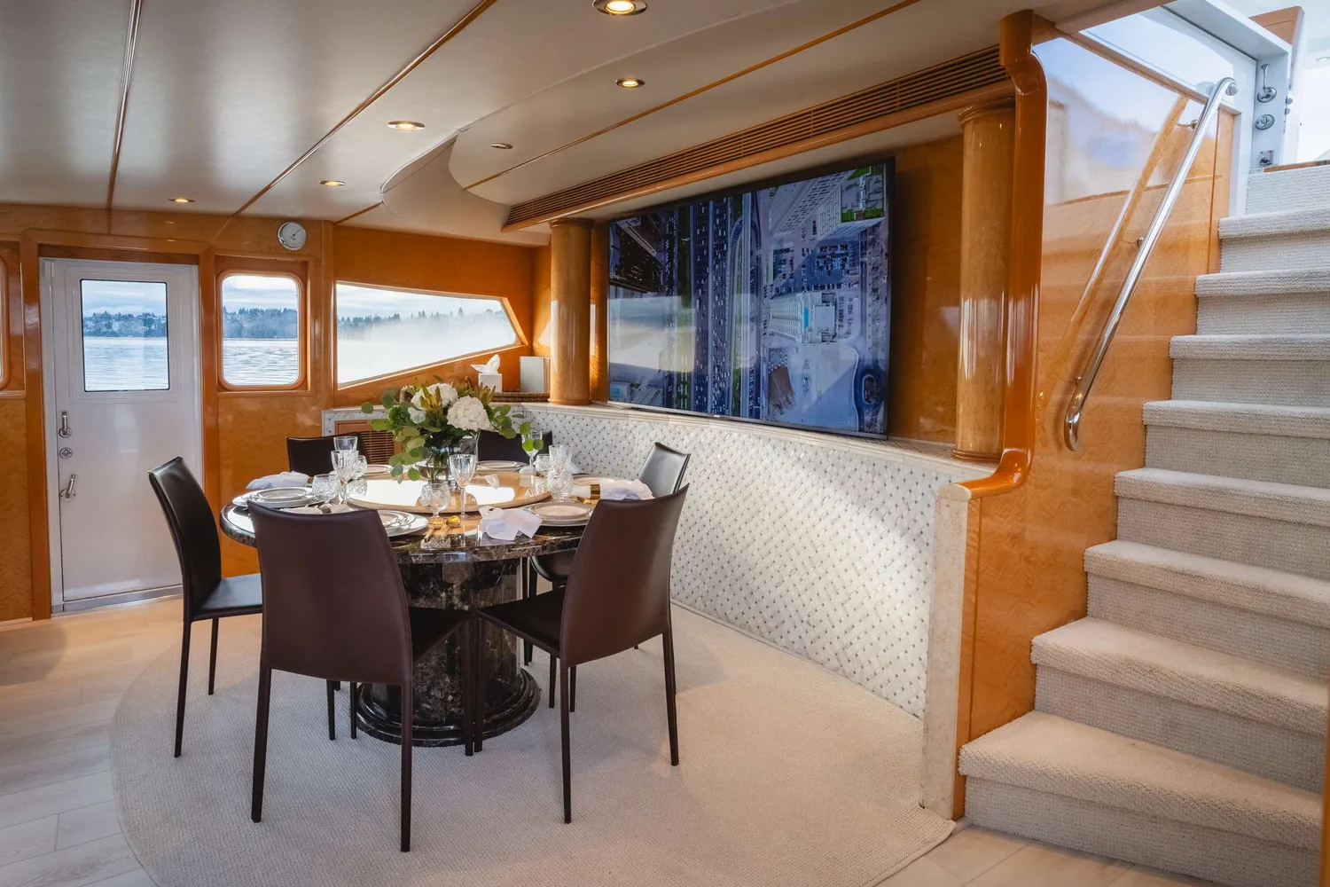 yacht-562906