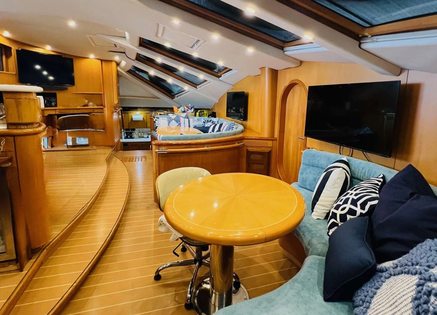 yacht-597165