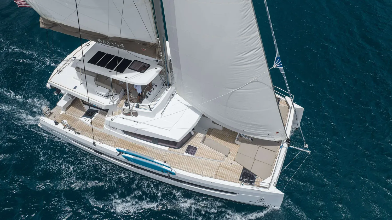 yacht-601935