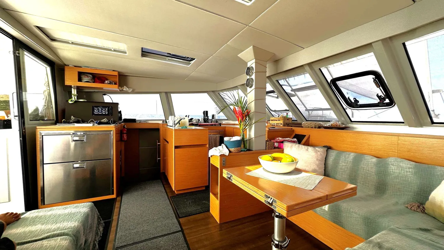 yacht-593440