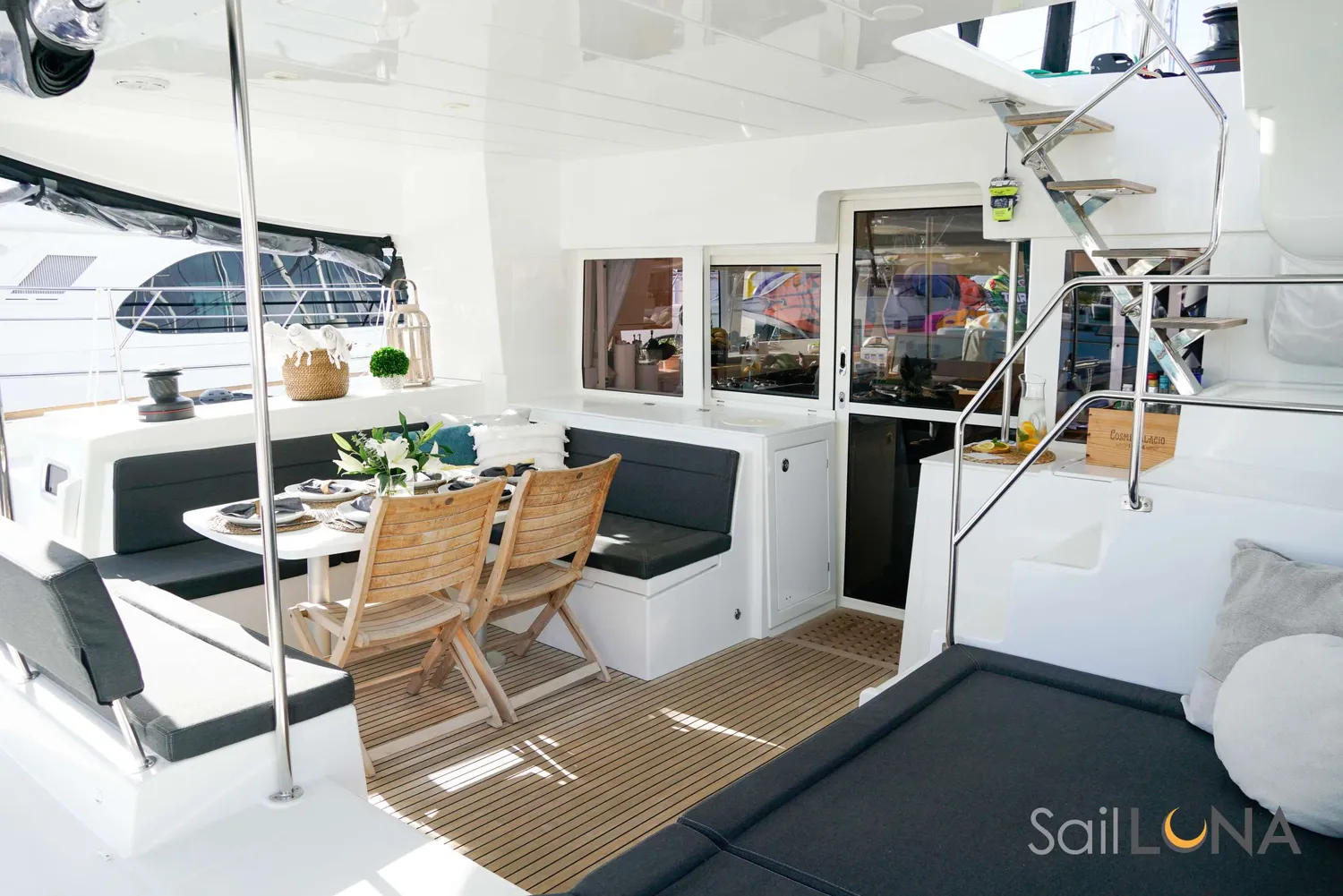 yacht-572848
