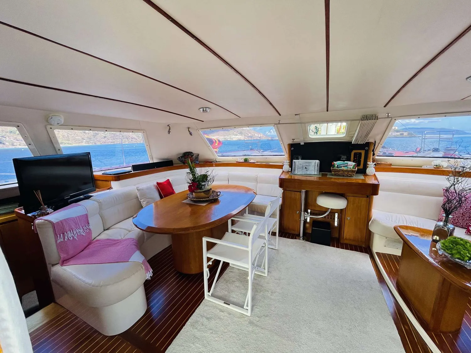 yacht-592872