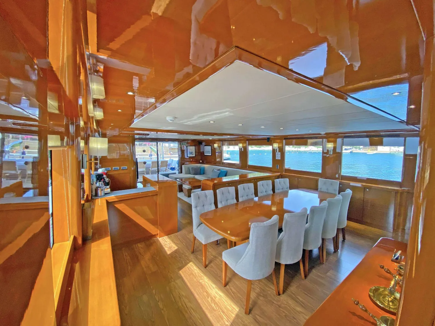 yacht-600304