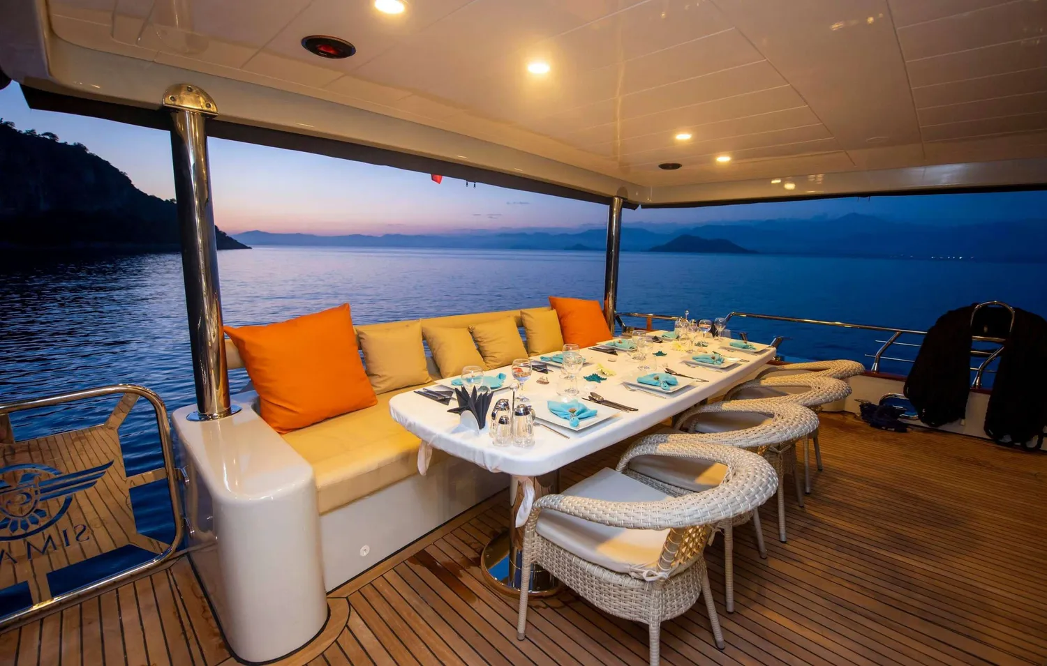 yacht-593351