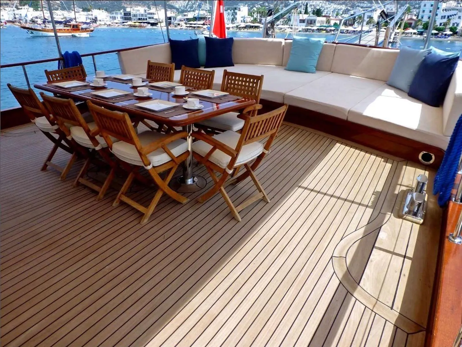 yacht-558516