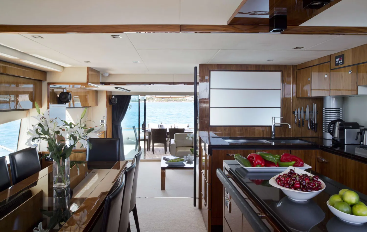 yacht-579035