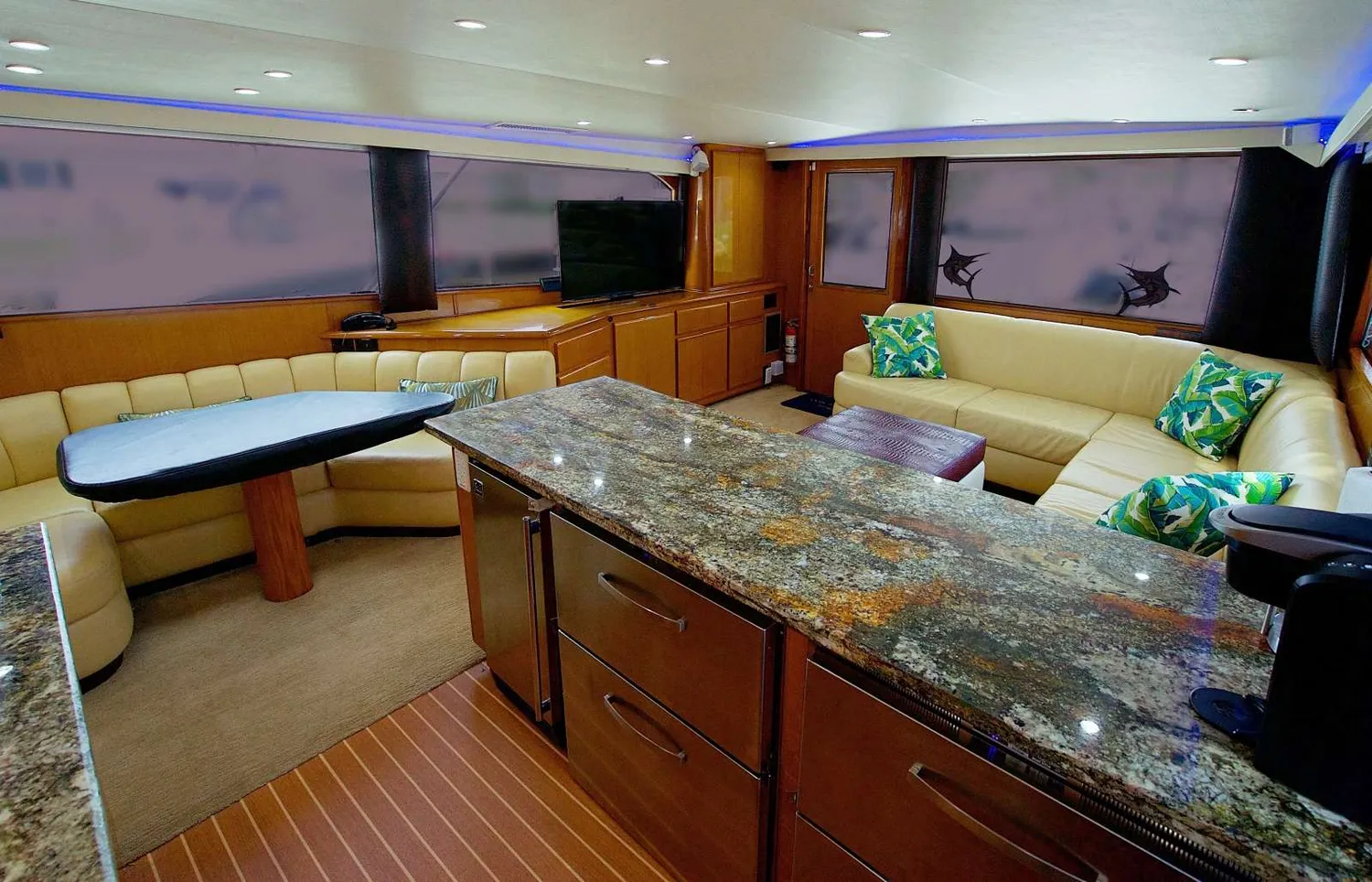 yacht-595376