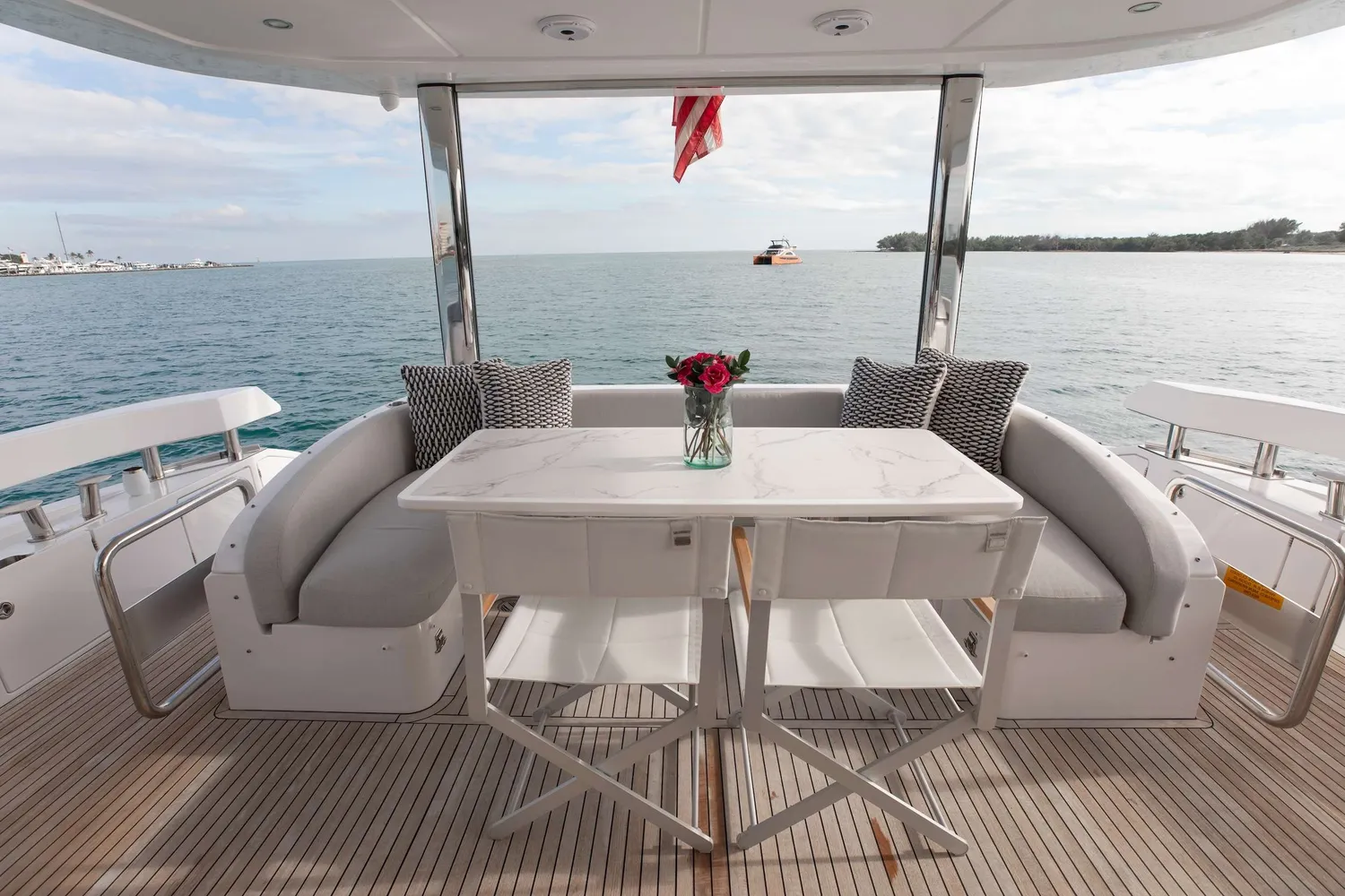 yacht-562761