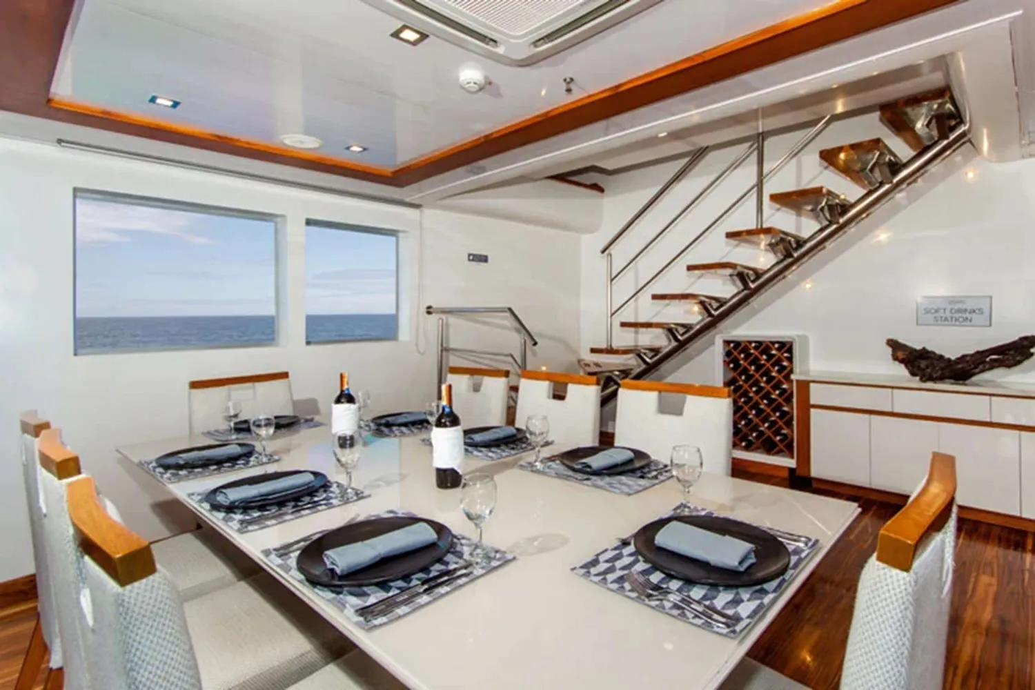 yacht-574307