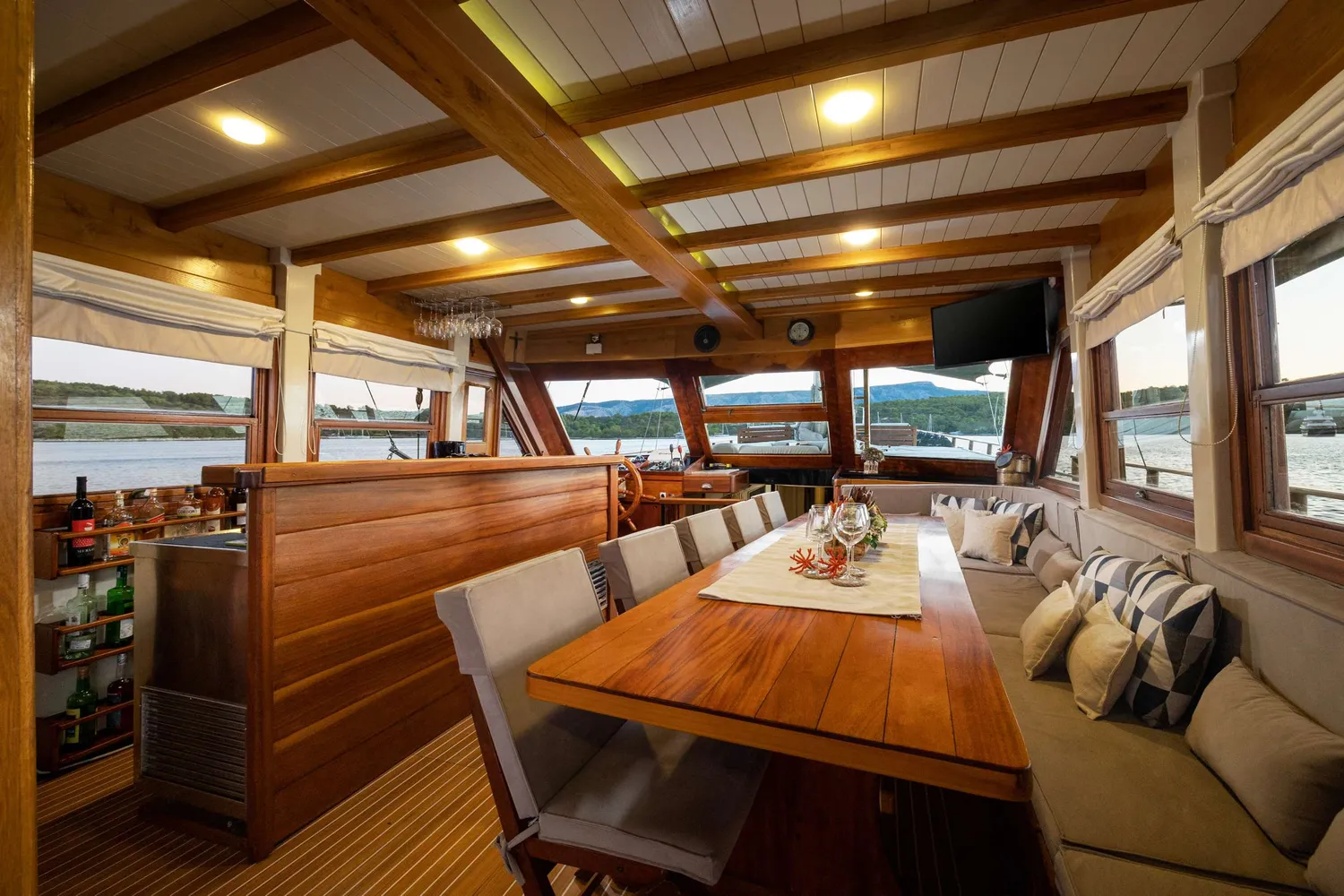 yacht-581038
