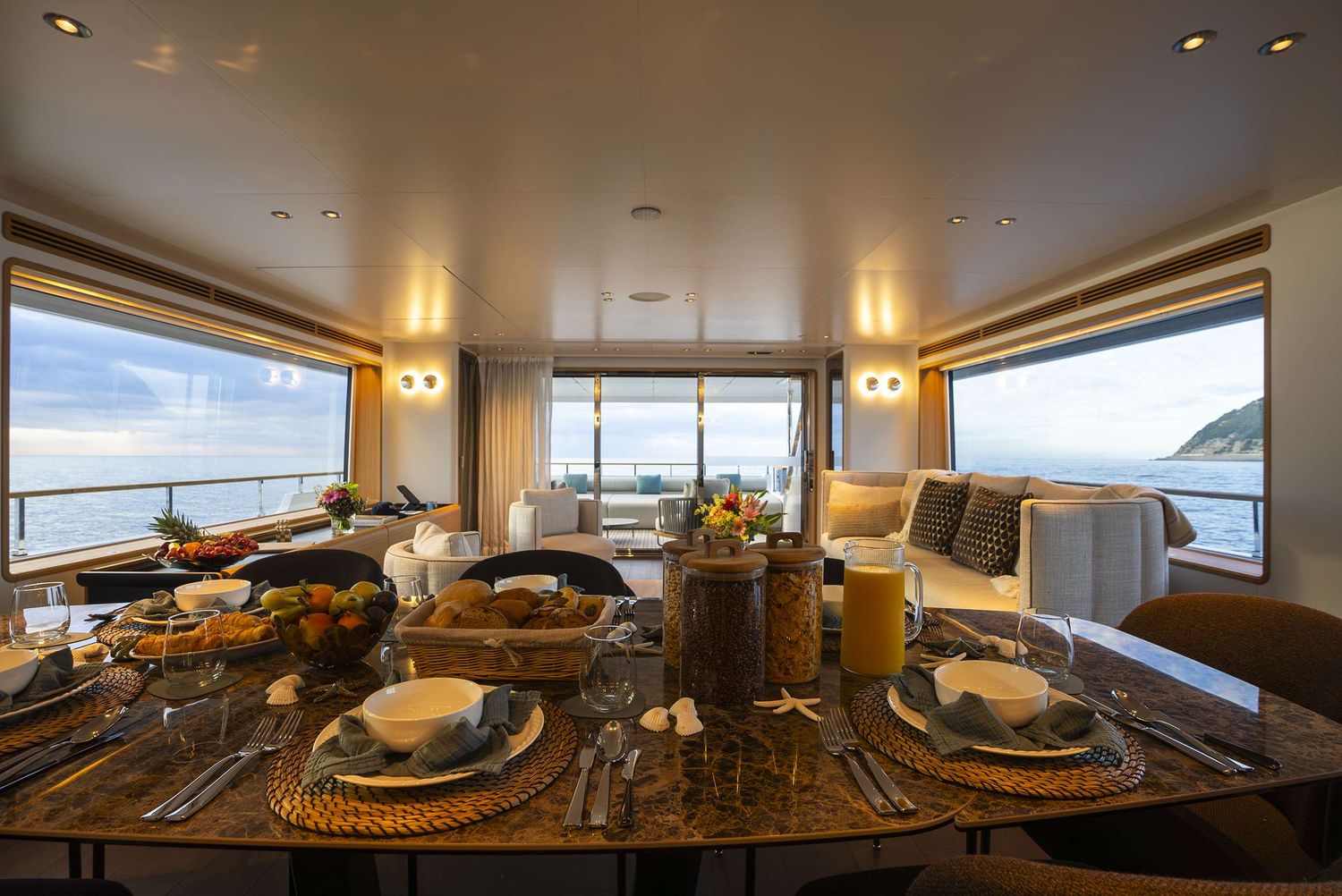 yacht-550220