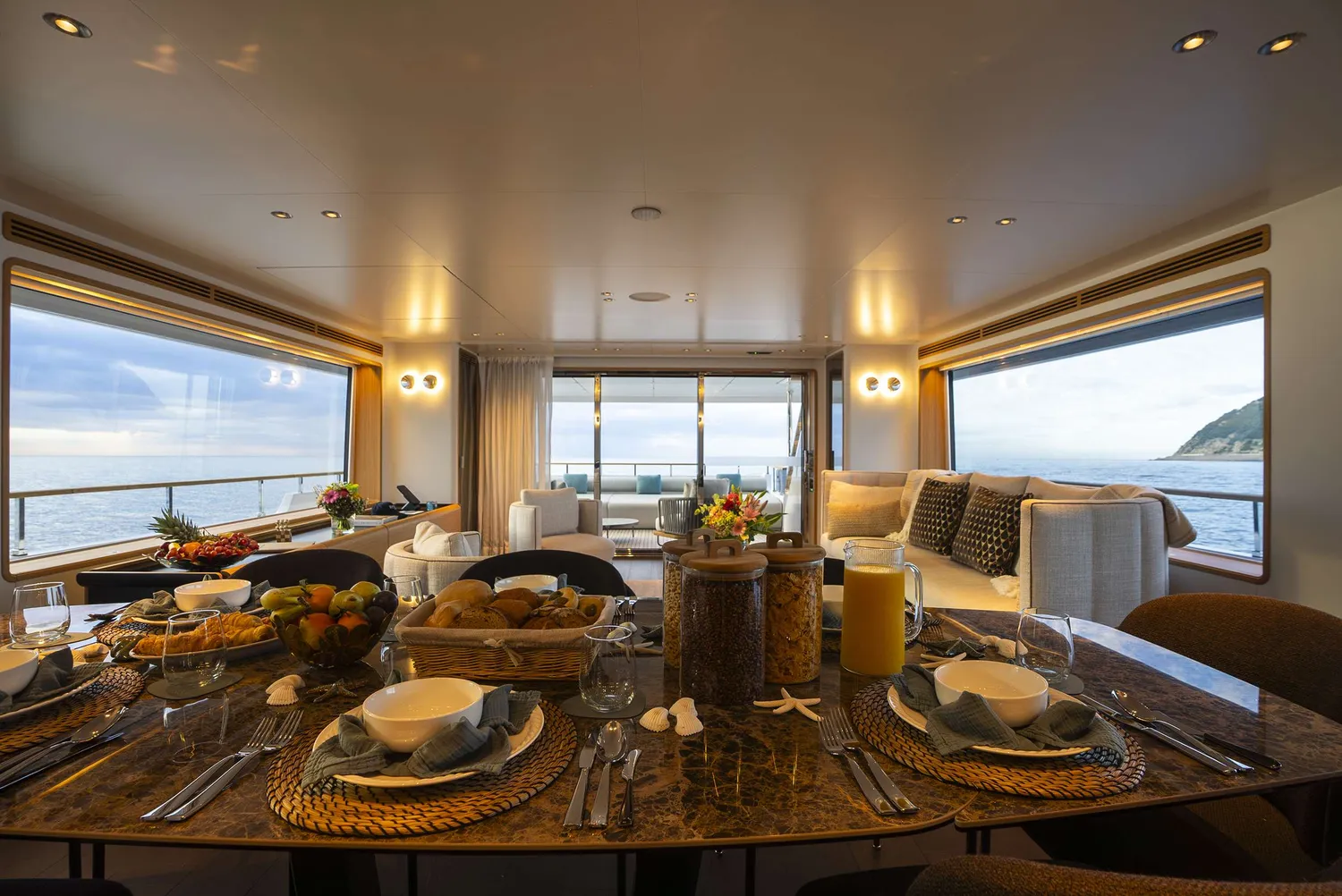 yacht-550220