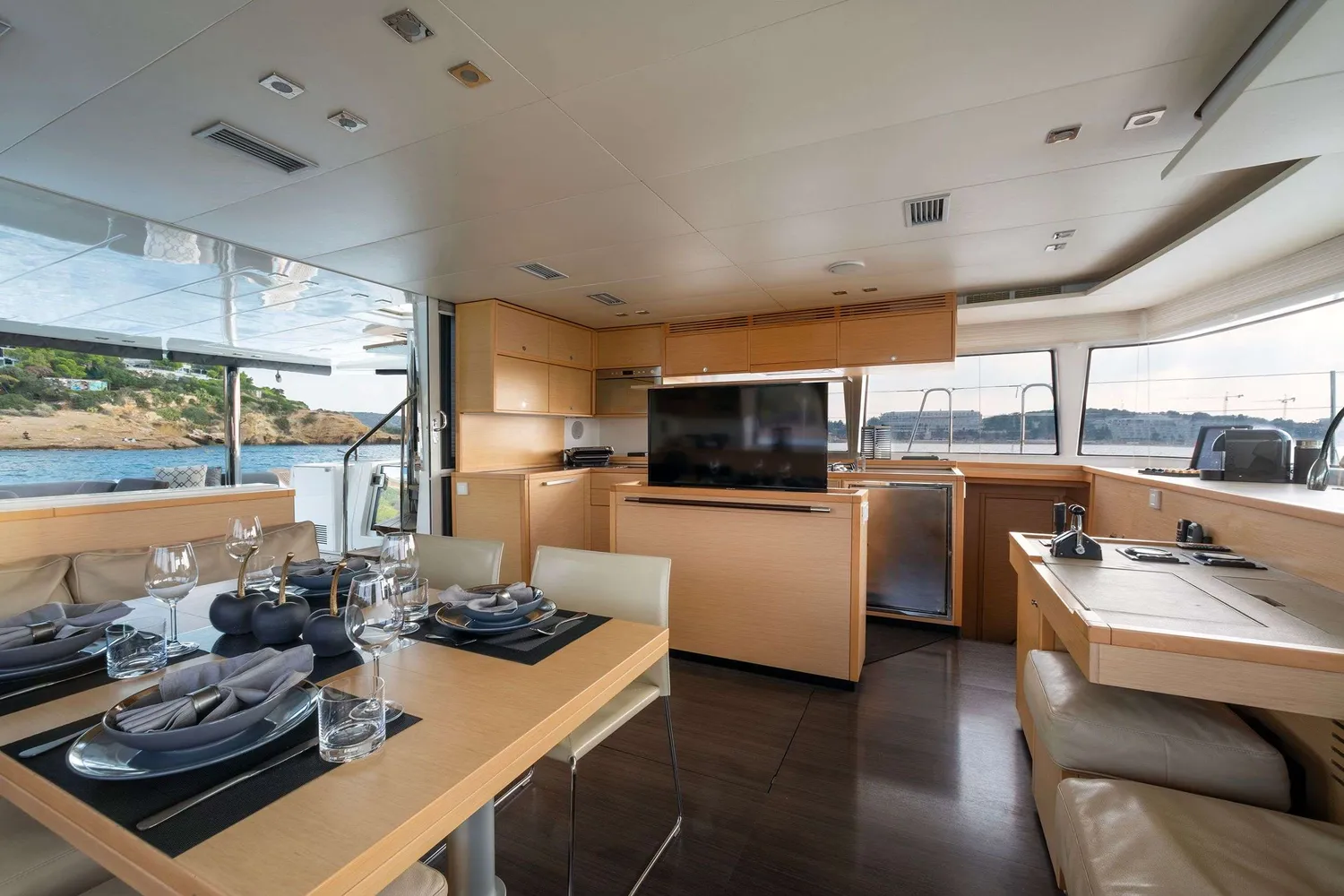 yacht-585231