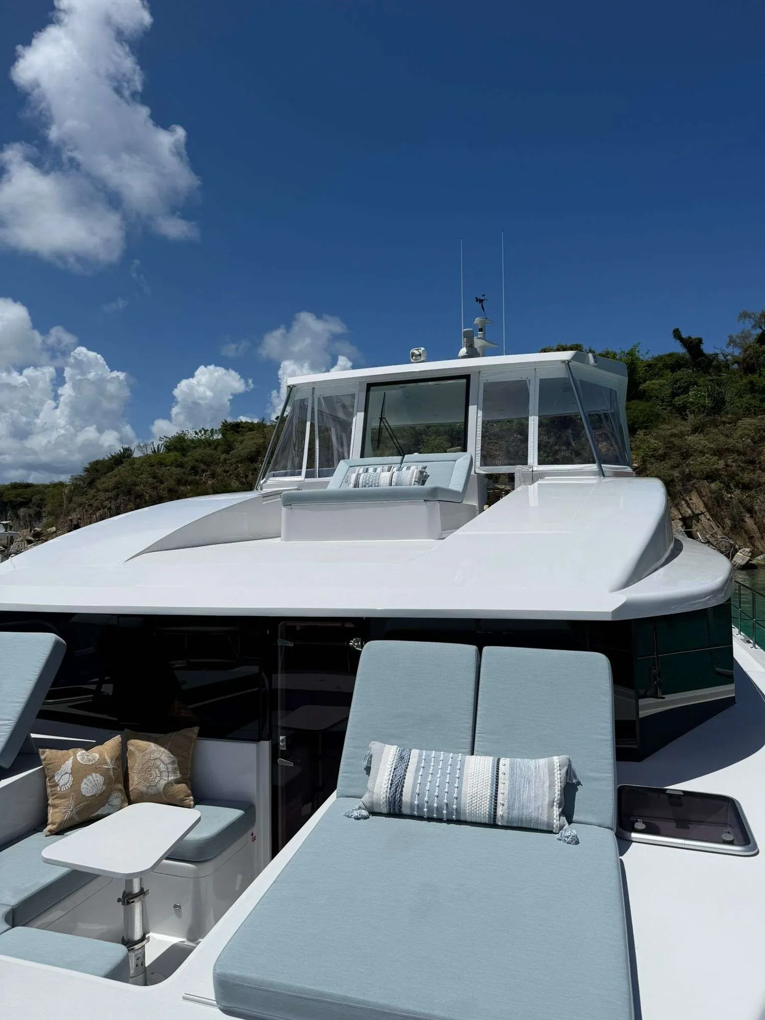 yacht-572637