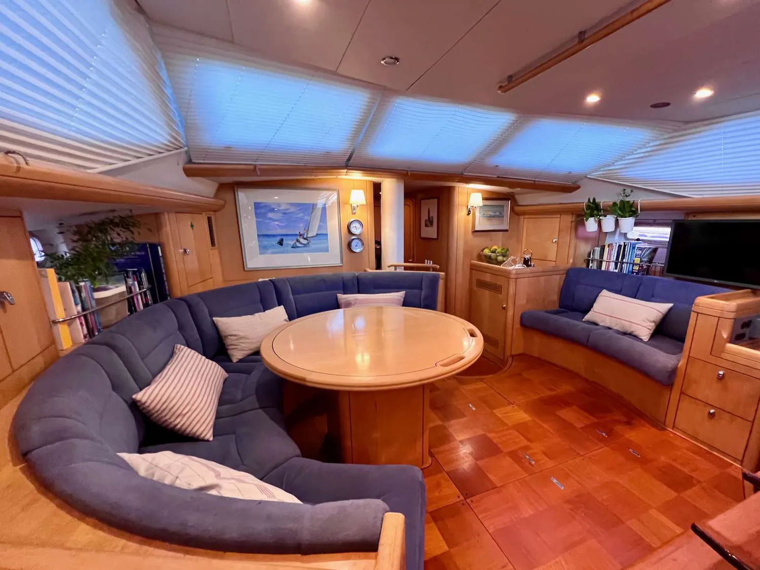 yacht-550369