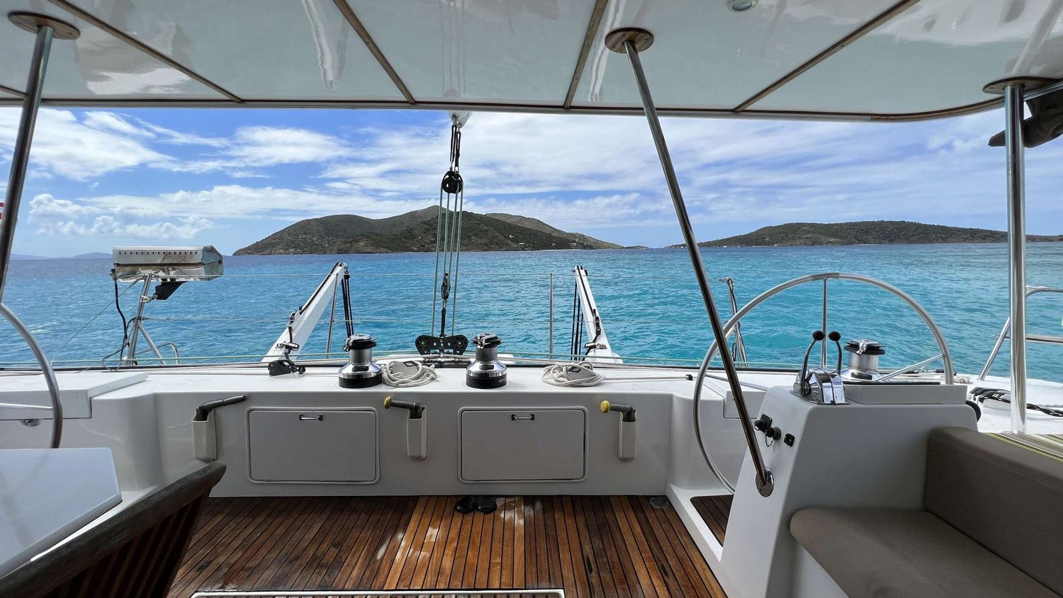 yacht-550429