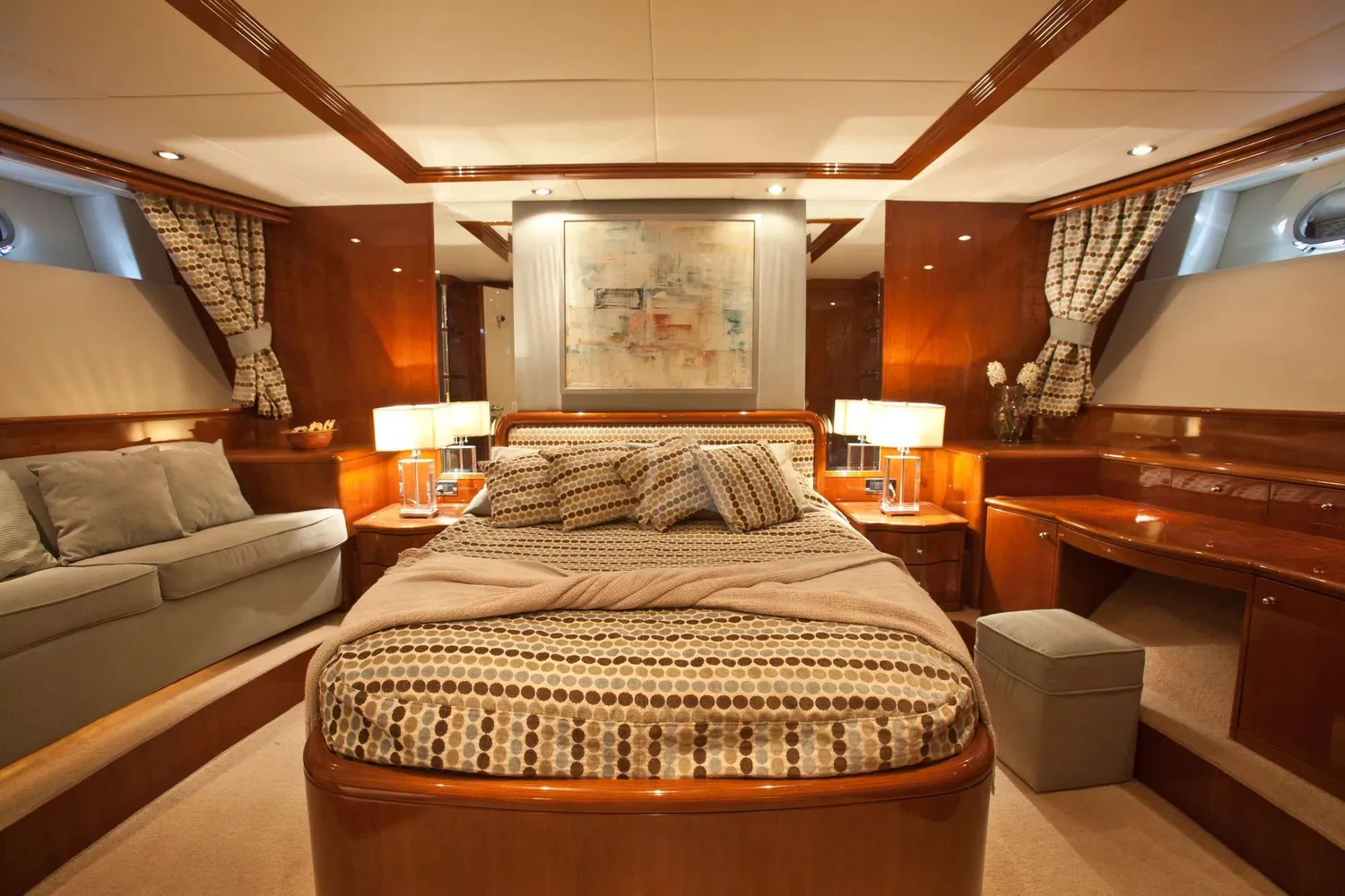 yacht-585575