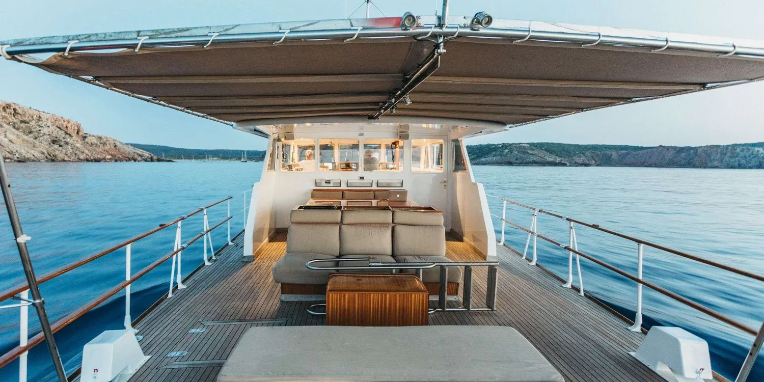 yacht-570117