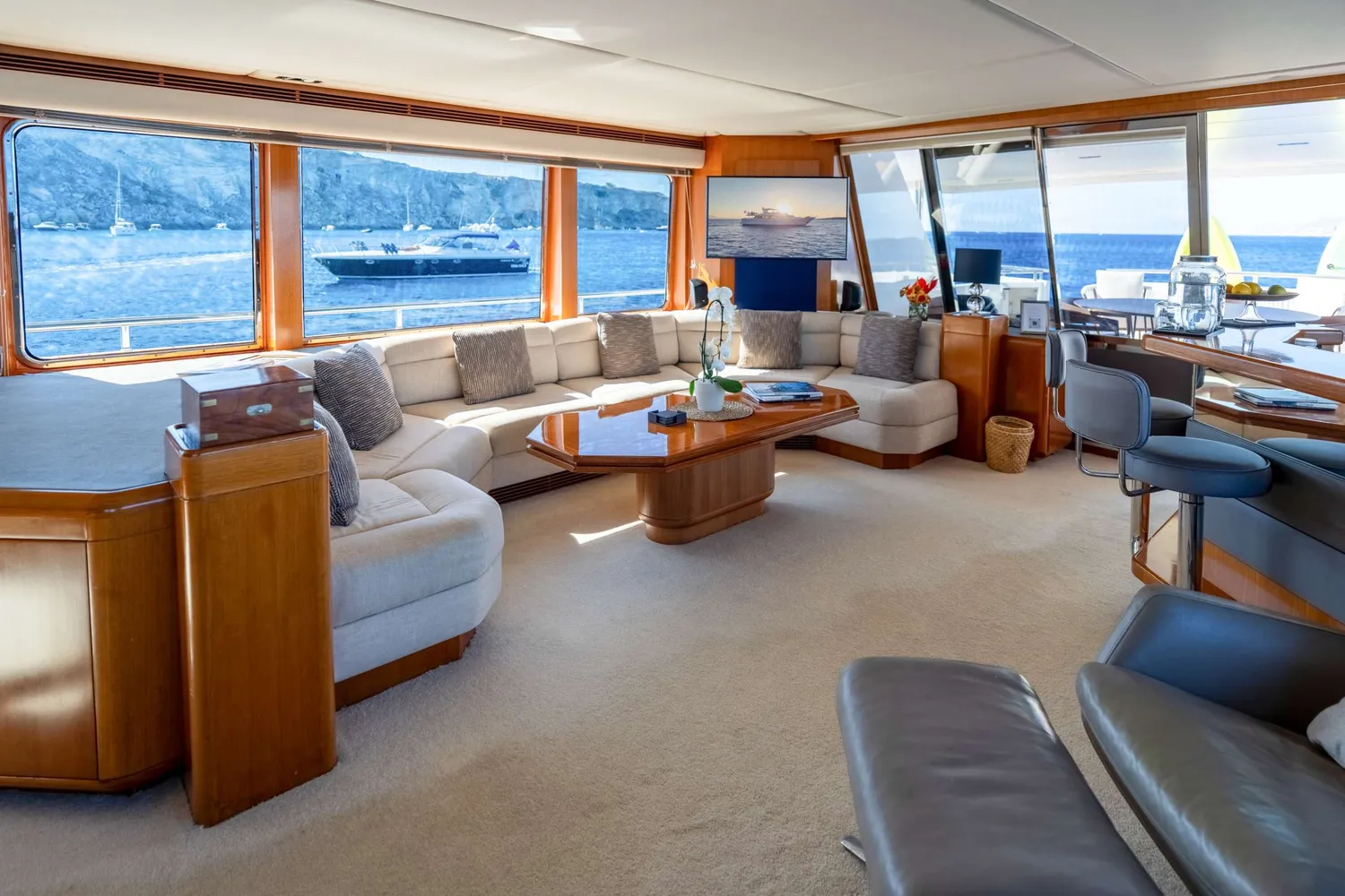 yacht-573385