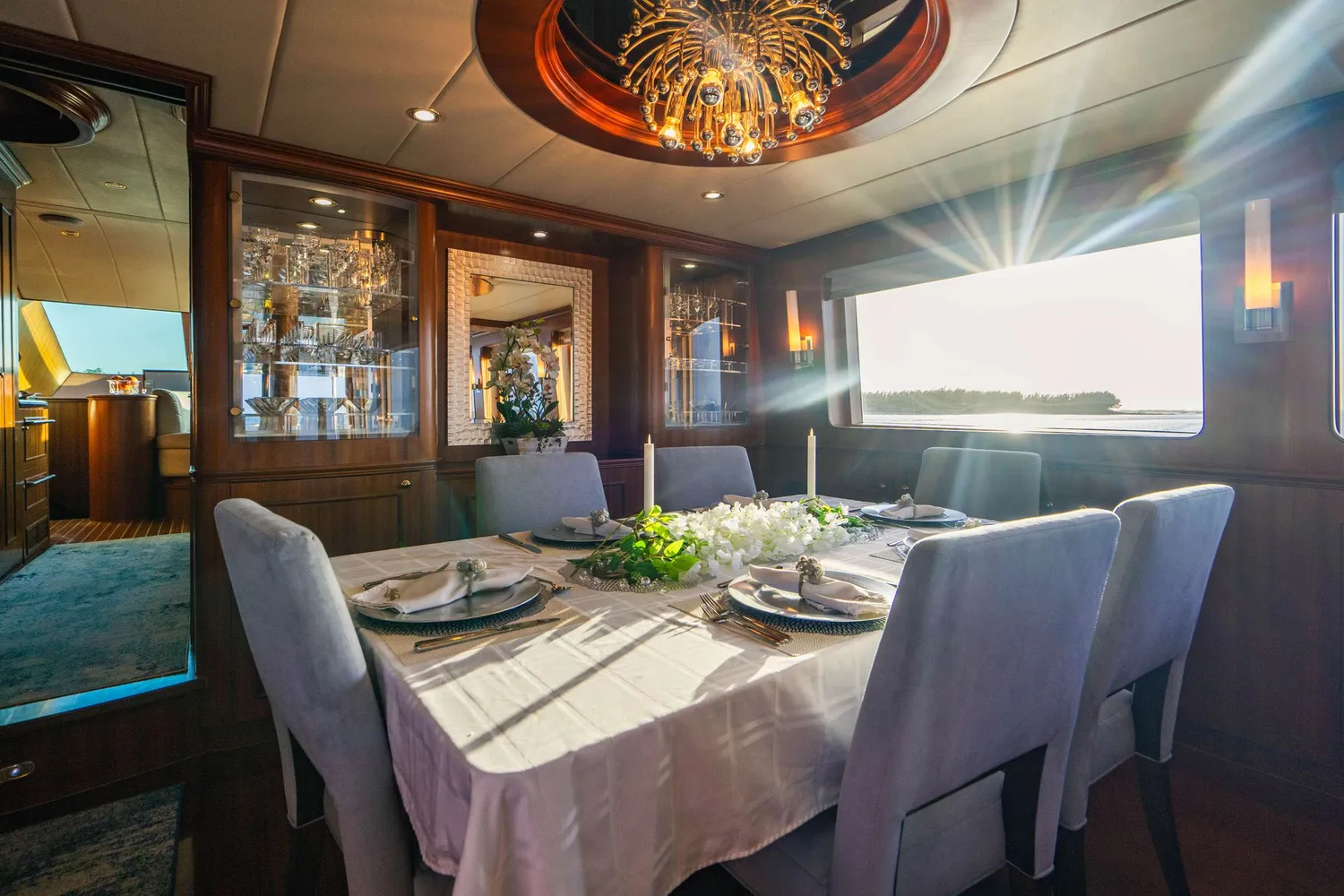 yacht-562318