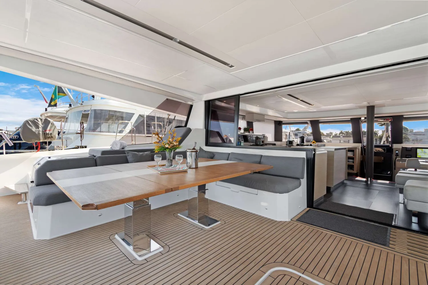 yacht-567444