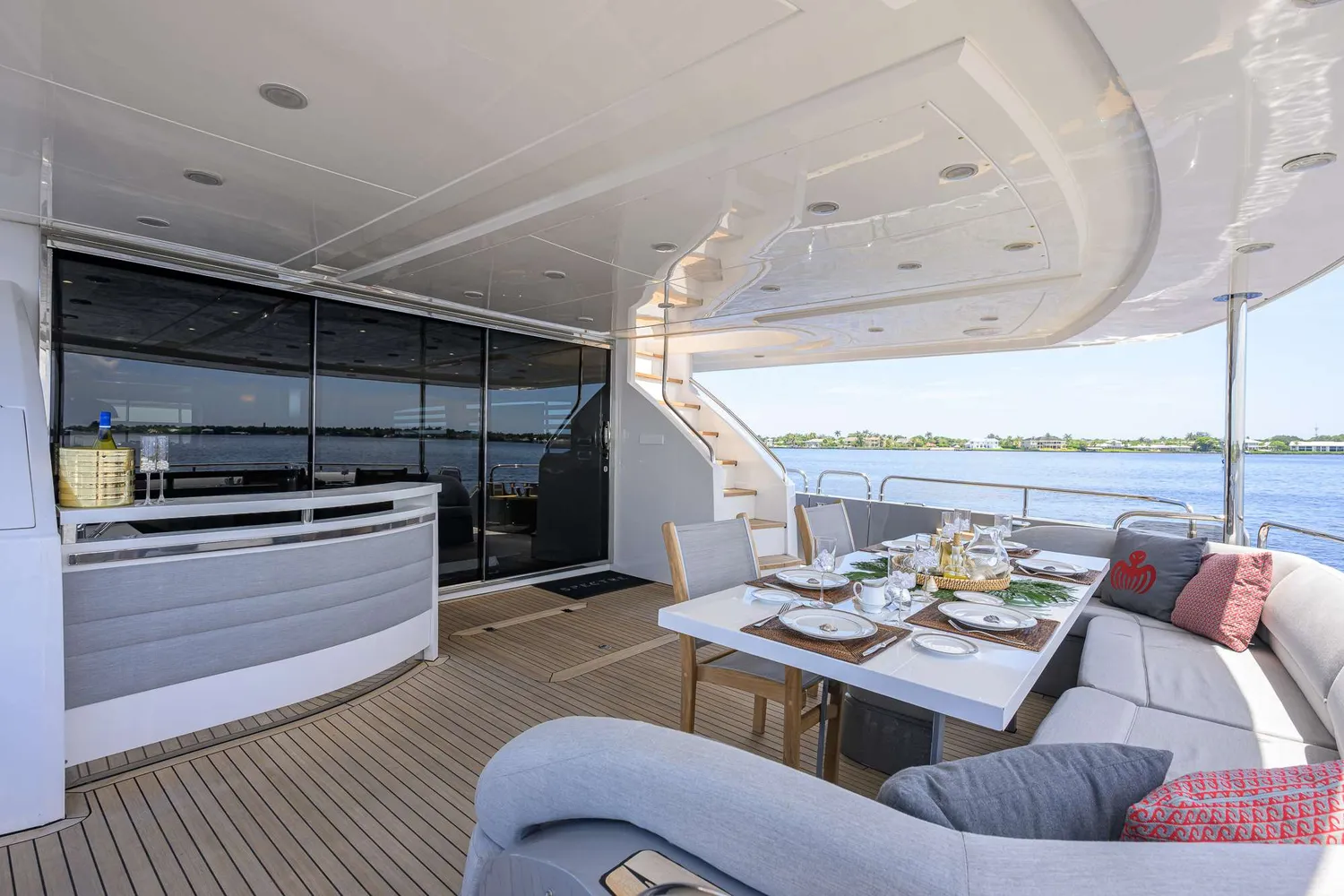 yacht-567524
