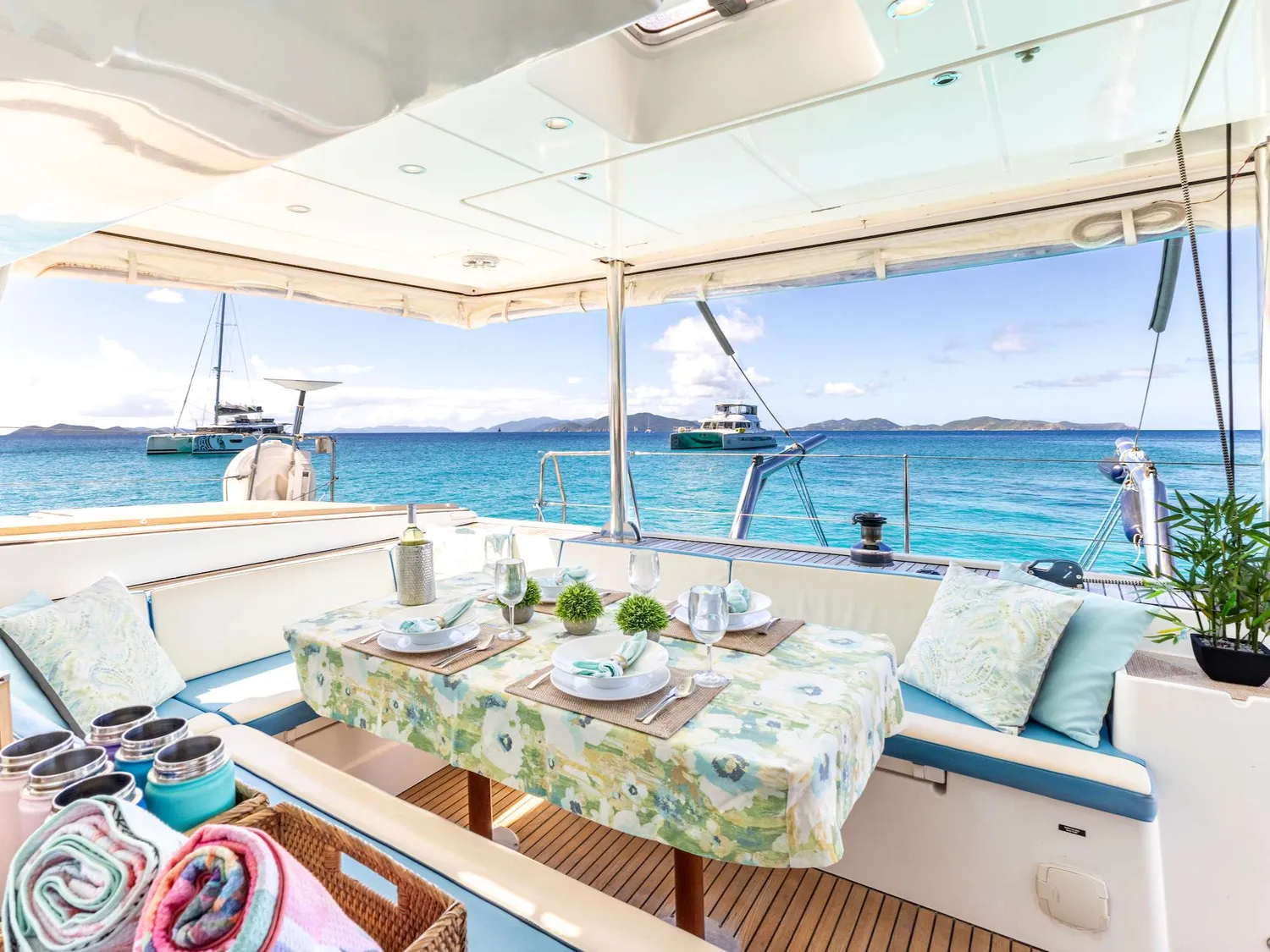 yacht-585989