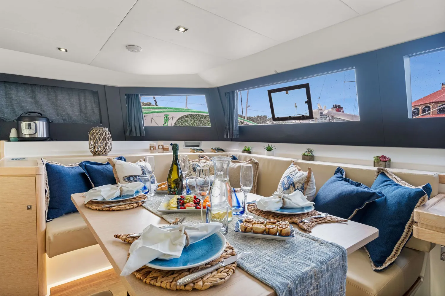 yacht-578147
