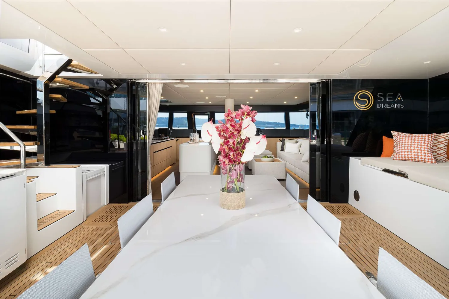 yacht-584895
