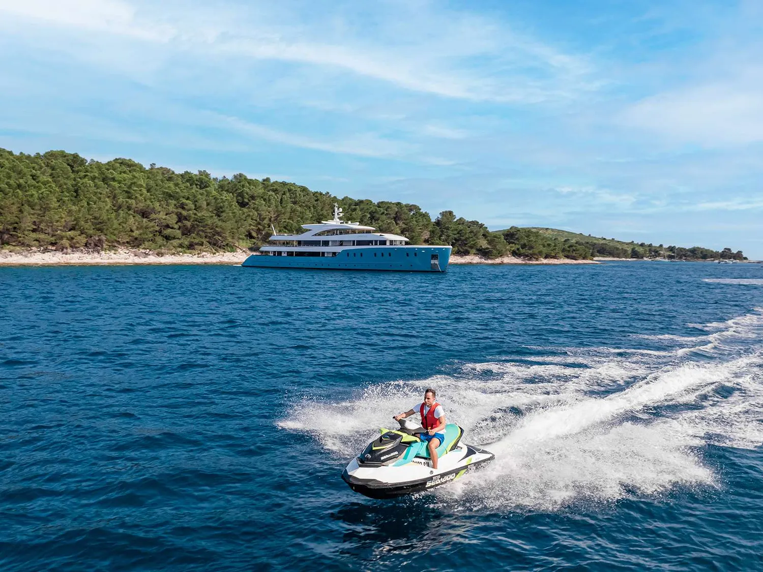 yacht-589716