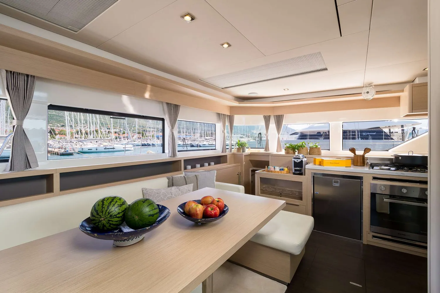 yacht-597905